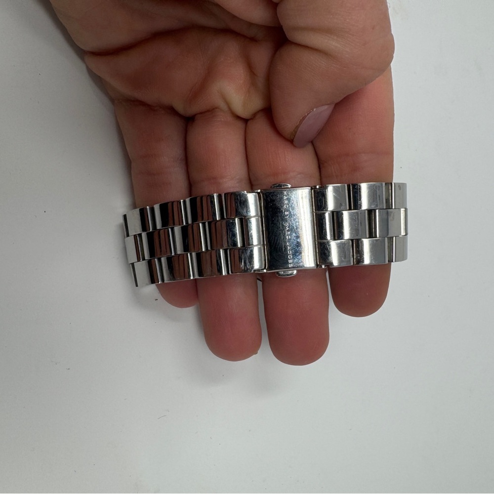 Marc Jacobs Silver Stainless Steel Watch | Needs Battery - Picture 5 of 10